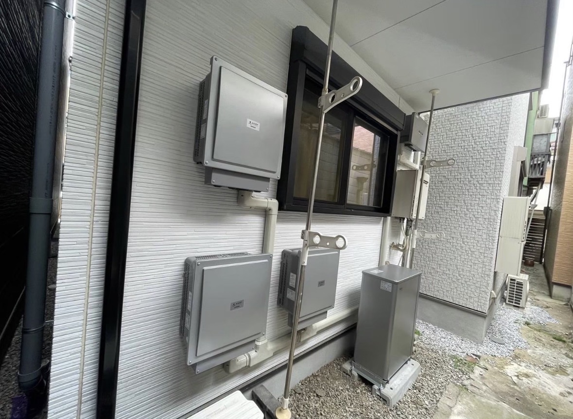 大阪市H様 オムロン12.7kWhハイブリッド型蓄電池導入事例